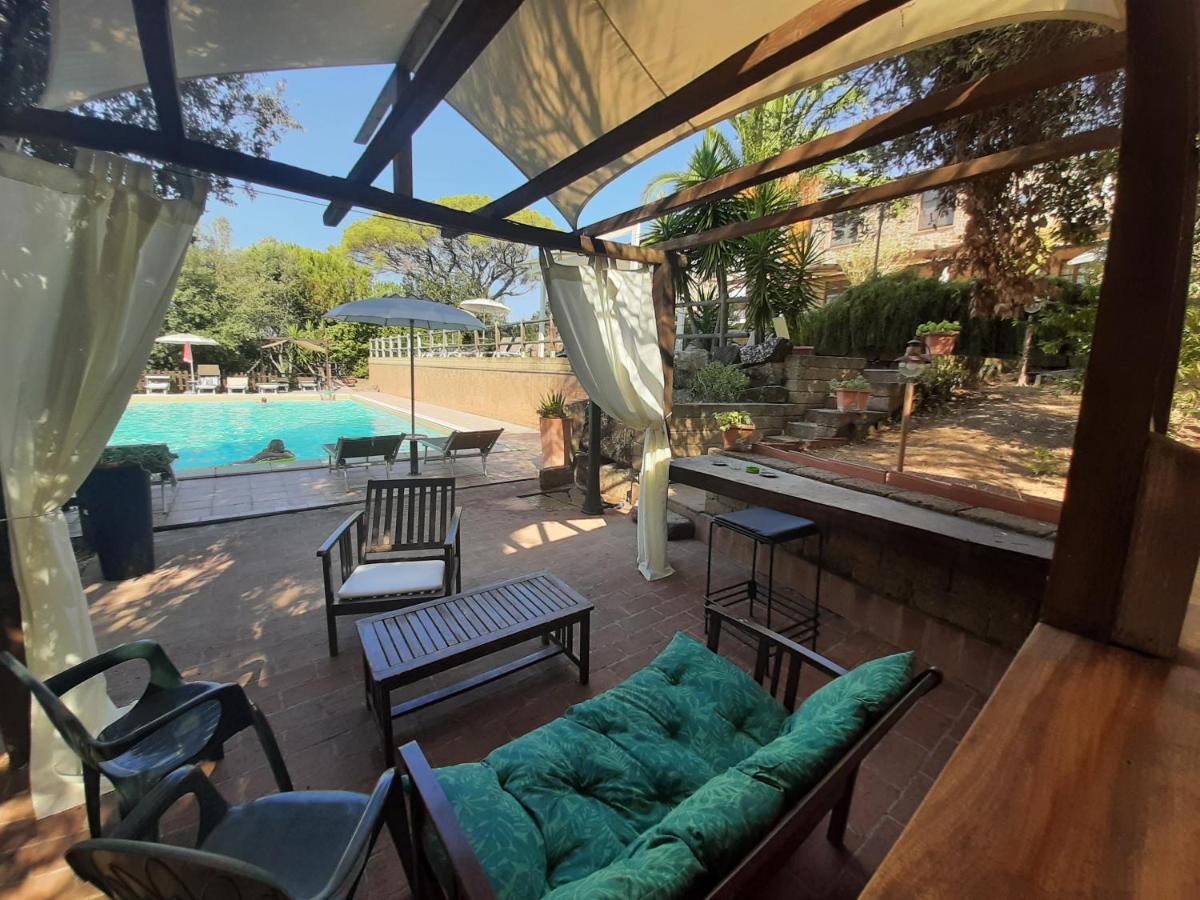 Serraiola Alta Country house *
