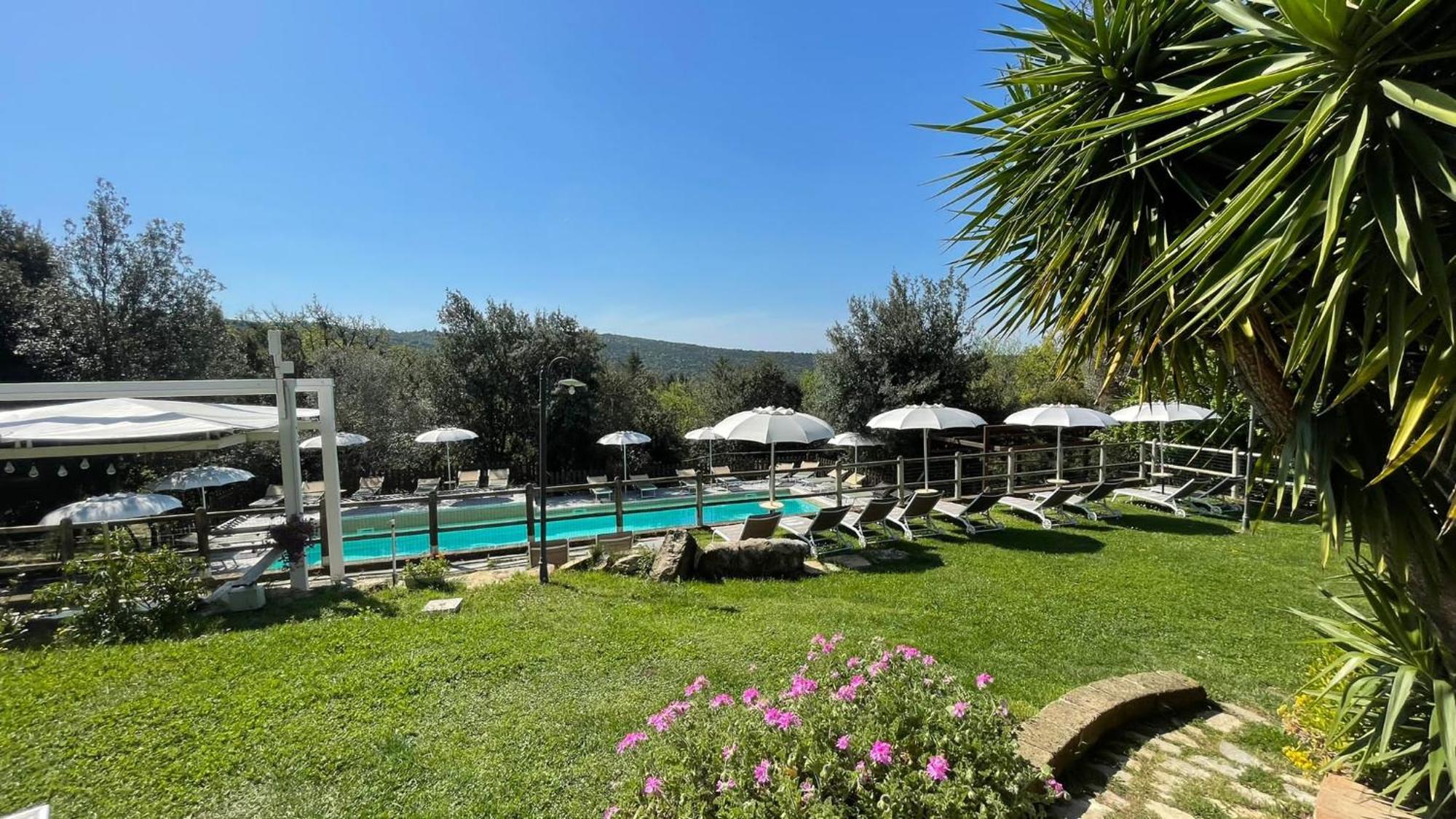 Serraiola Alta Country house *